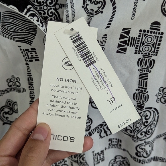 New With Tags Chico's No Iron Cotton Keys Print Black & White Button Down Shirt - Picture 5 of 7
